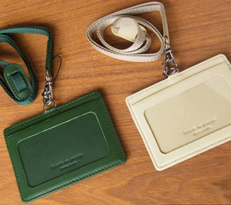 スリップオンのカードケース ノワール IDケース with ストラップ 