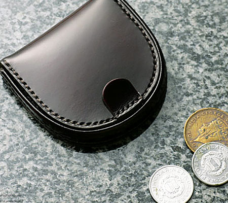 パーリィーの馬蹄型小銭入れ