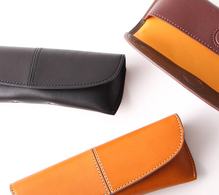 ボルボのメガネケース