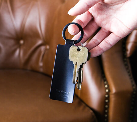 タイニーフォームドの靴べら Tiny metal shoe horn ブラック