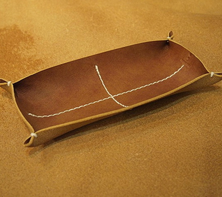 カクラのめがね置き 革トレイ ペン メガネ