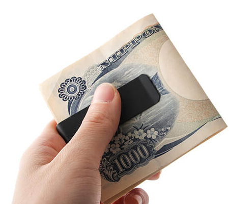 タイニーフォームドのマネークリップ Tiny metal money clip ブラック