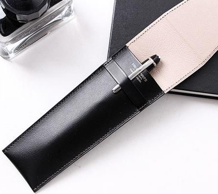 フリースピリッツのペンケース 2本挿し