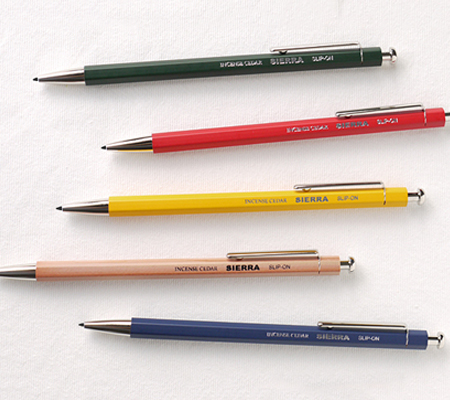 スリップオンのシャーペン 木軸ペンシル