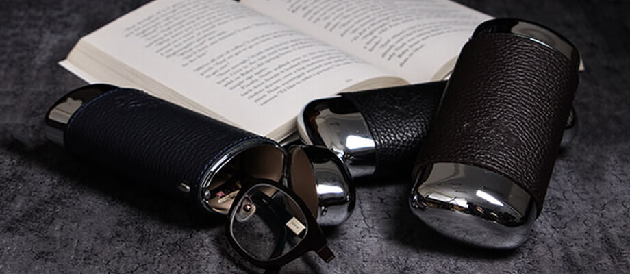 オロビアンコのめがねケース アルミ×レザー メガネケース