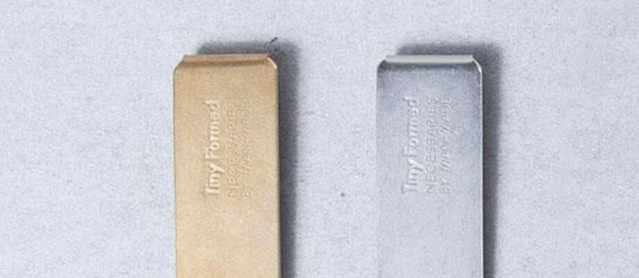 タイニーフォームドのマネークリップ Tiny metal money clip