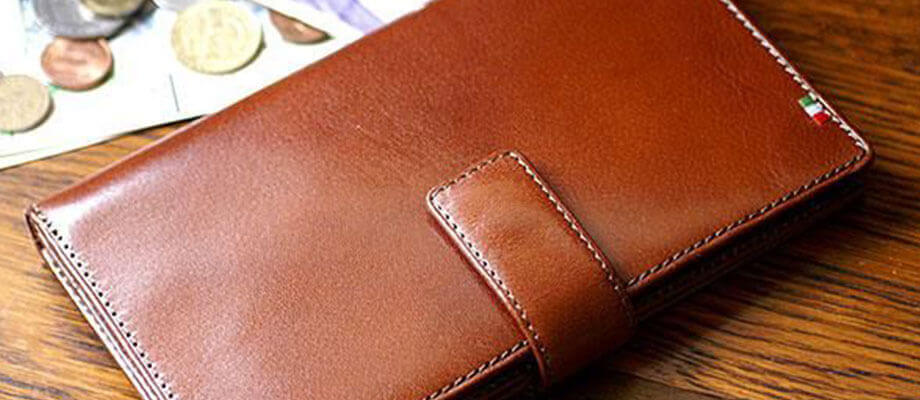 ミラグロのイタリア製ヌメ革 テラローザブラウン30枚カード収納長財布
