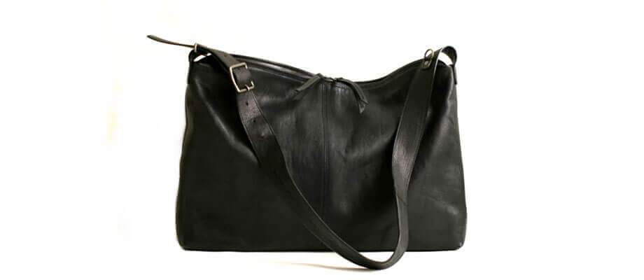 エムピウのショルダーバック PIATTO ALTO