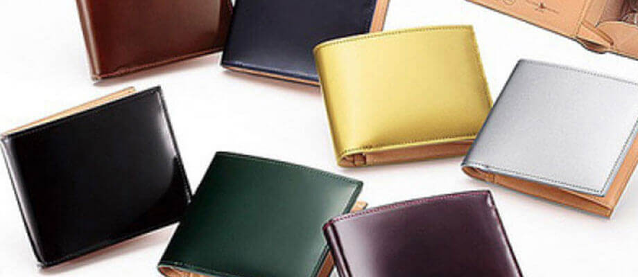 フライングホースのコードバン二つ折り財布