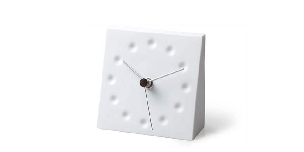 レムノス シンプルな置き時計