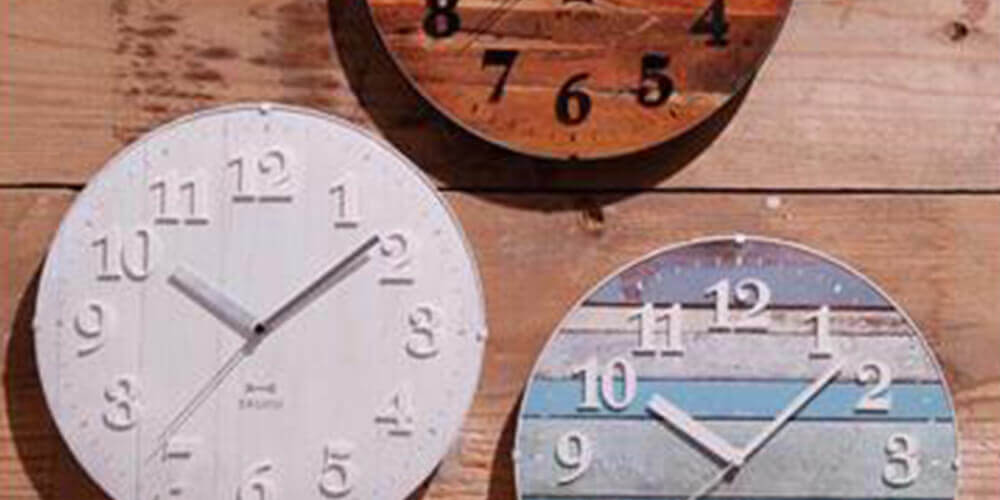 ブルーノの電波ビンテージウッドクロック