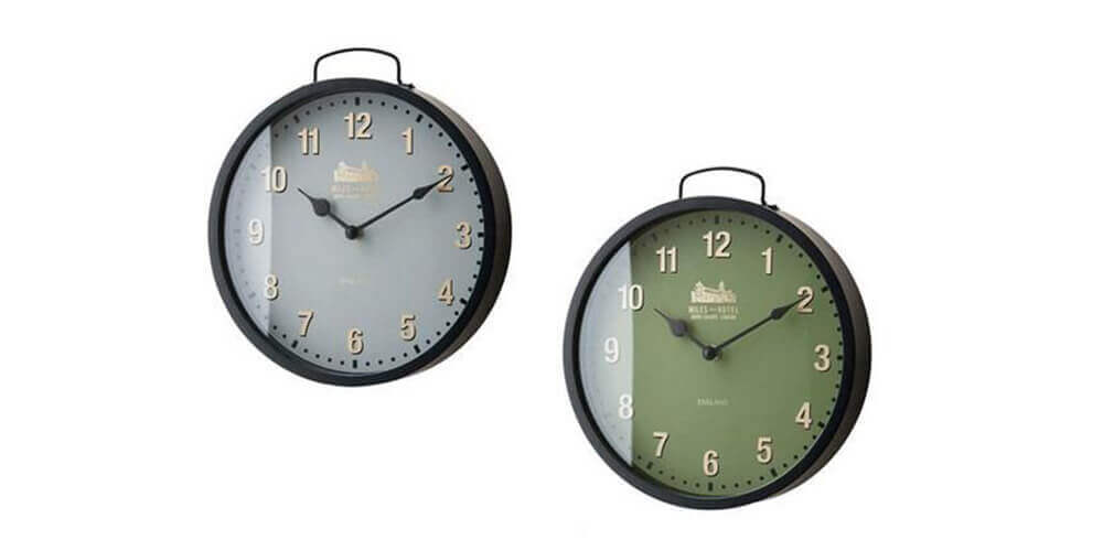 インターフォルムの掛け時計 Worlington