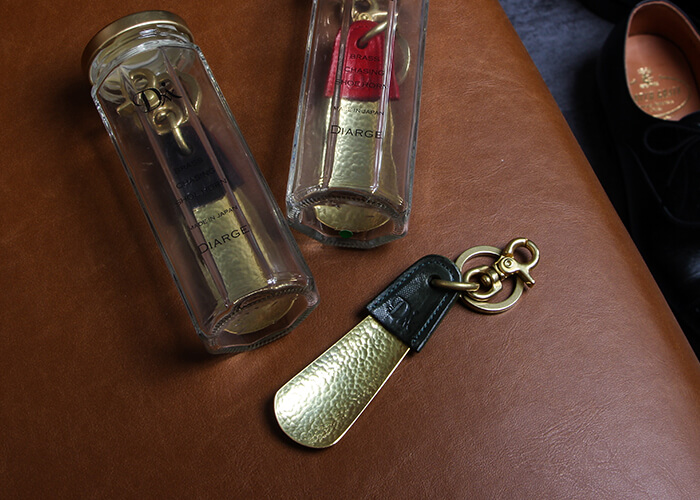 ディアージ BRASS&LEATHER BOTTLE CHASING SHOEHORN 靴べら