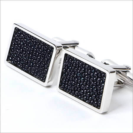 フリースピリッツ スティングレイ エイ革 カフス