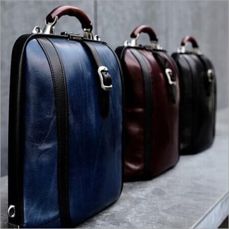 アートフィアー ニューダレススクイーズF4