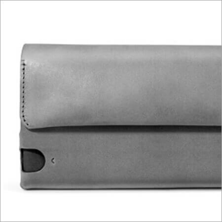 ファブリック 多彩な長財布