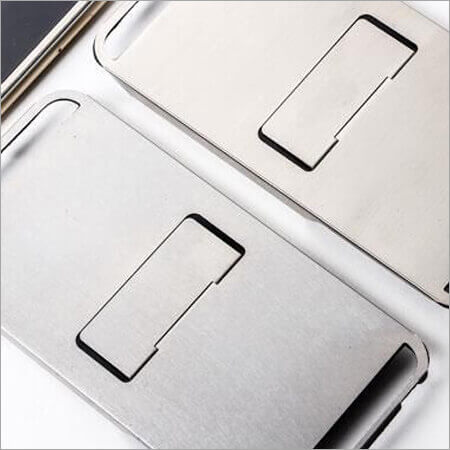 クラウストルム スマホケース