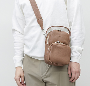 アエナのバッグ