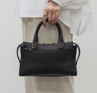 トフ&ロードストーンのバッグ