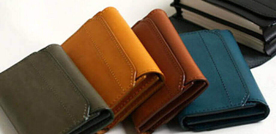 エムピウの名刺入れ cento