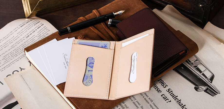 sin leathers 二つ折り定期入れ