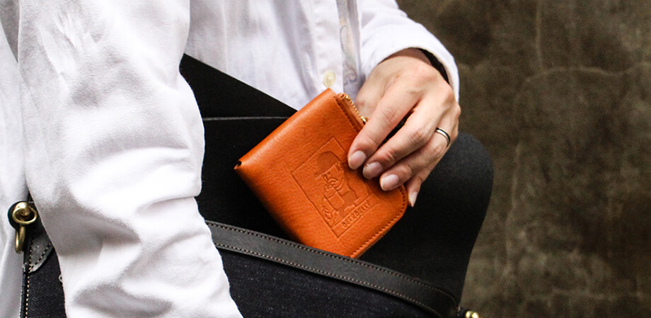 ビアベリー SMALL ROUND WALLET 二つ折り財布