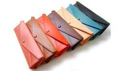 クラフトワークプロダクツの革のペンケース