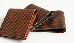 札入れを兼ね備えたマネークリップ