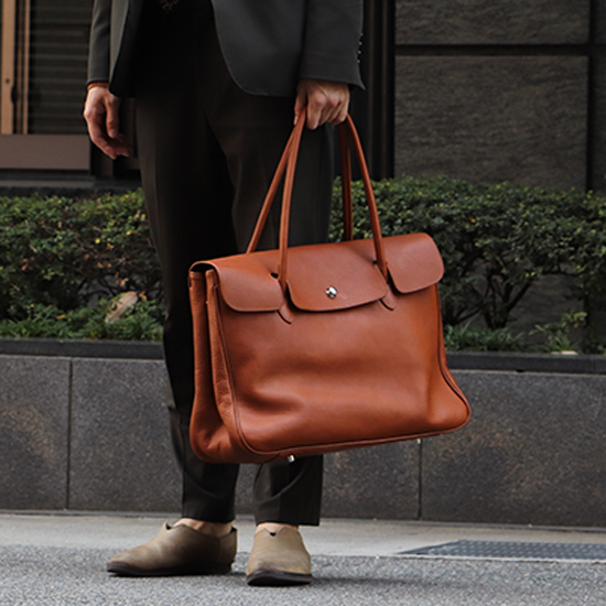 ブースターズ ミネルバボックス ボストントートバッグ