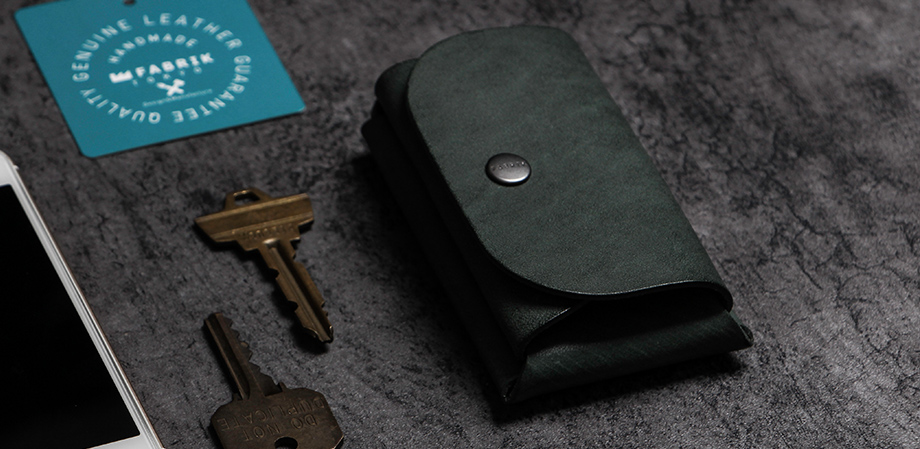 ファブリック カードも入るキーケース